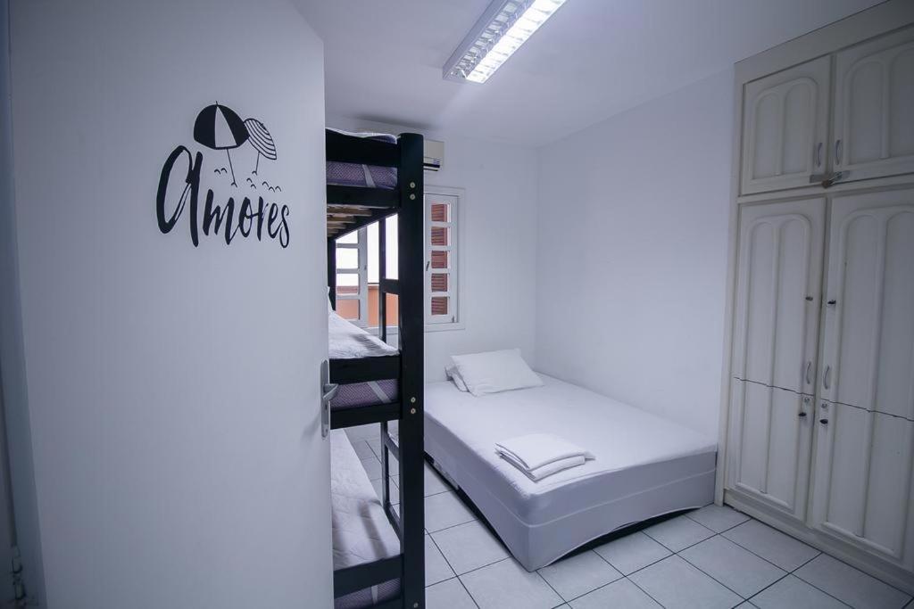 Positive Hostel Balneário Camboriú 外观 照片