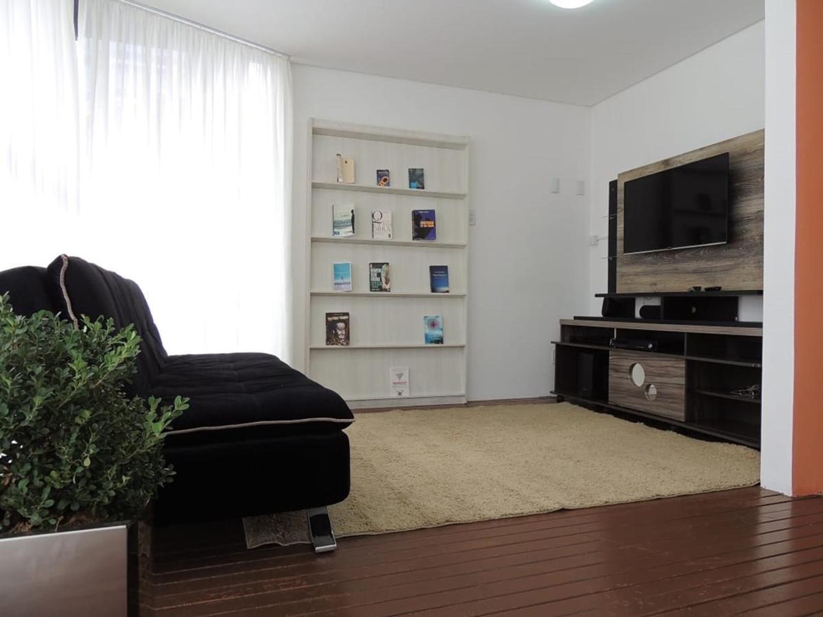 Positive Hostel Balneário Camboriú 外观 照片