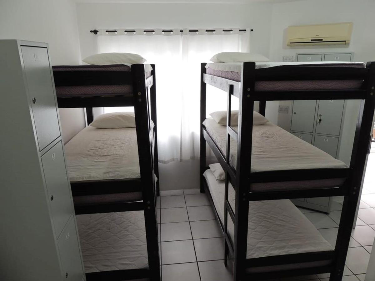 Positive Hostel Balneário Camboriú 外观 照片